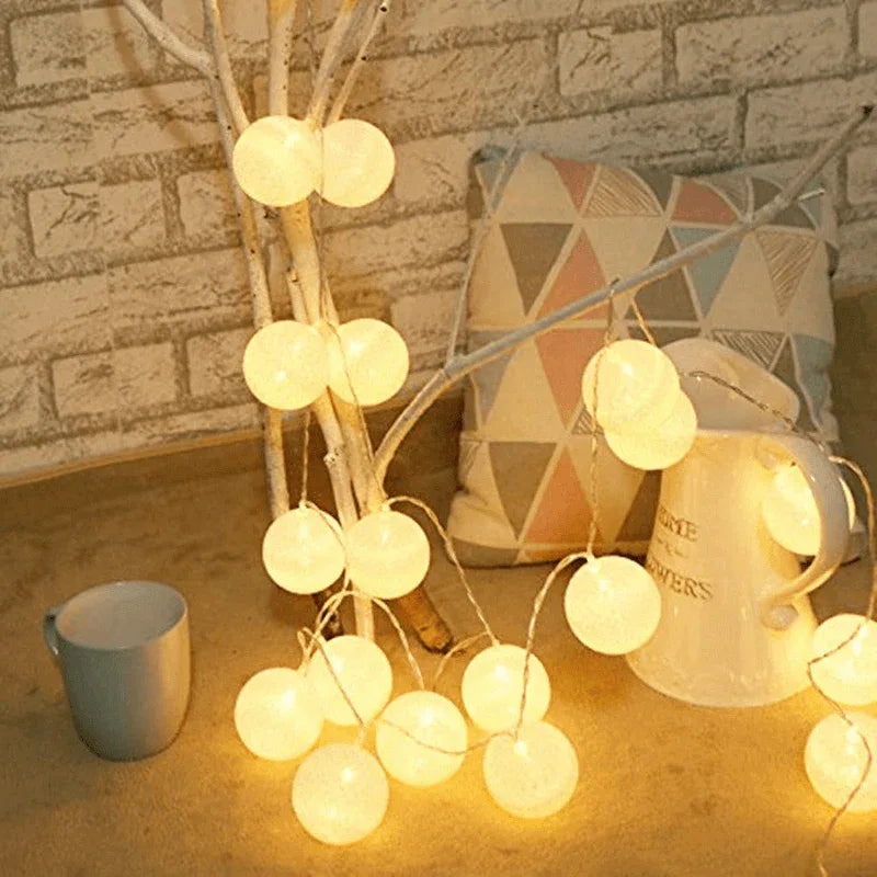 Cotton balls fairy lights - Prozone