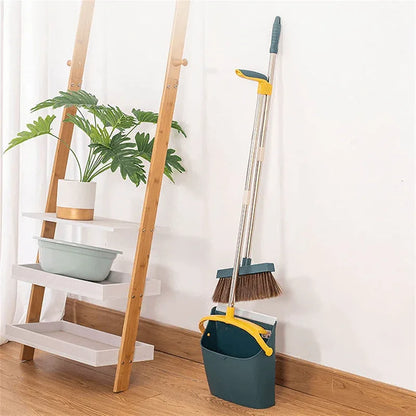 Attachable broom with dustpan - Prozone