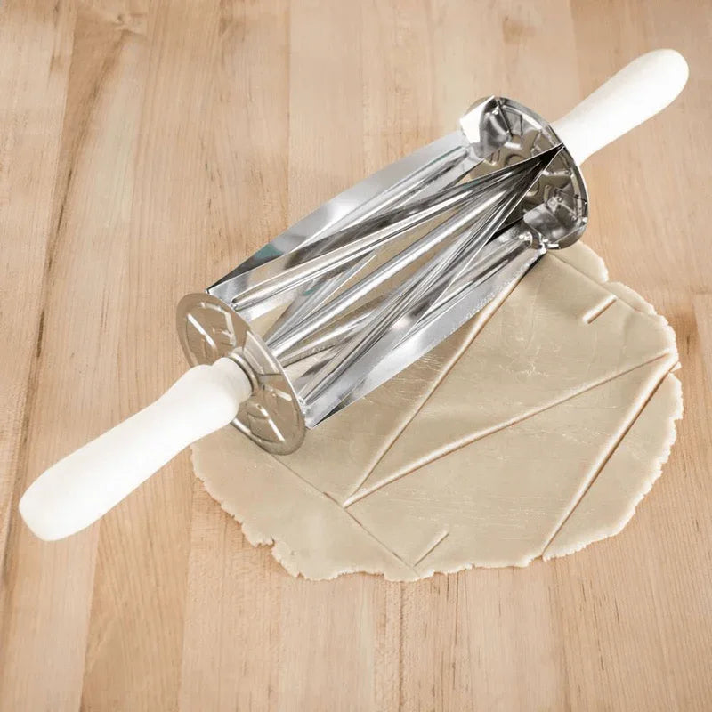 Stainless steel croissant cutter for cake shop - Prozone