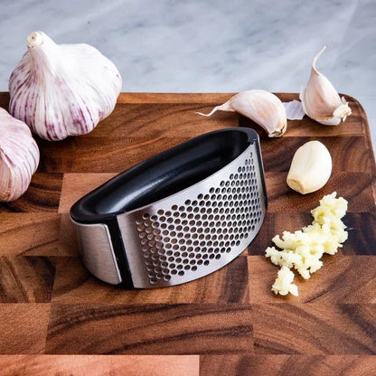 Stainless steel garlic press - Prozone