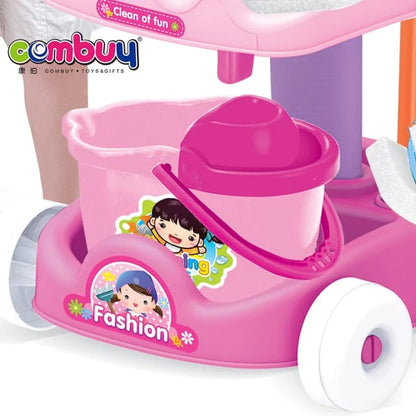 kids cleaning car with accessories - Prozone