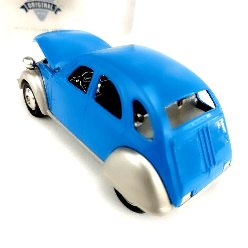 Fossil brand antique foxy beetle car clock - metal - Prozone