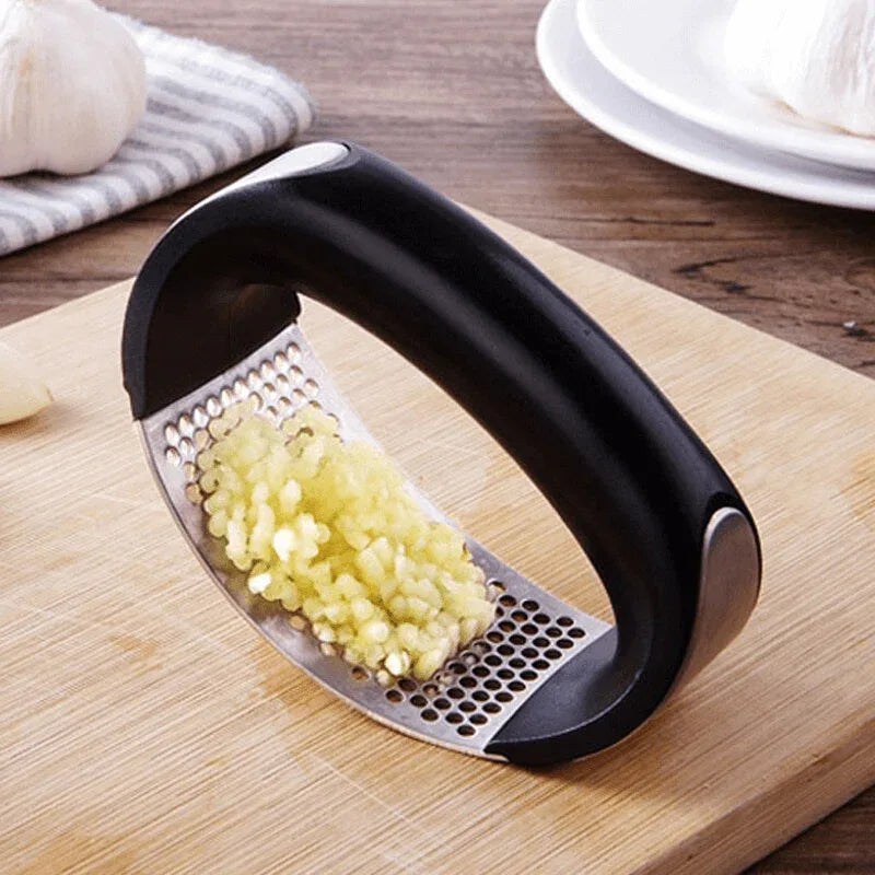 Stainless steel garlic press - Prozone