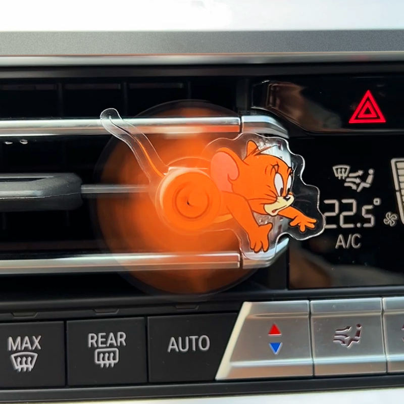 Tom and jerry chase car vent spinners airfreshner - Prozone
