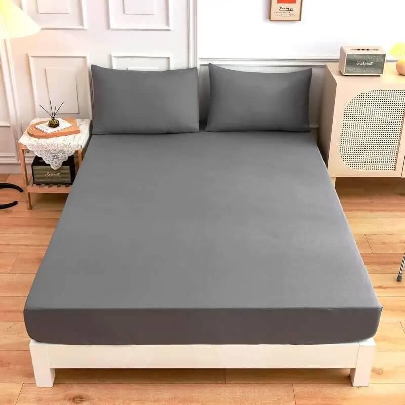 Black bed cover - Prozone