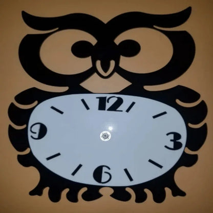 Owl shaped wall clock - Prozone