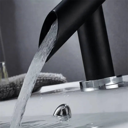 Basin faucet black hot cold single handle - Prozone