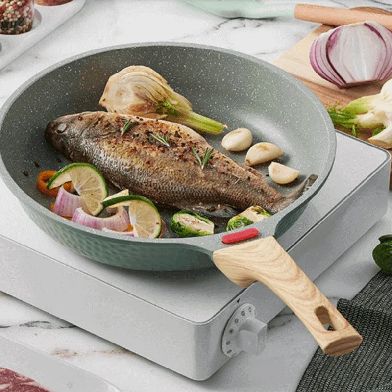 Nonstick frying pan with wooden handle - Prozone