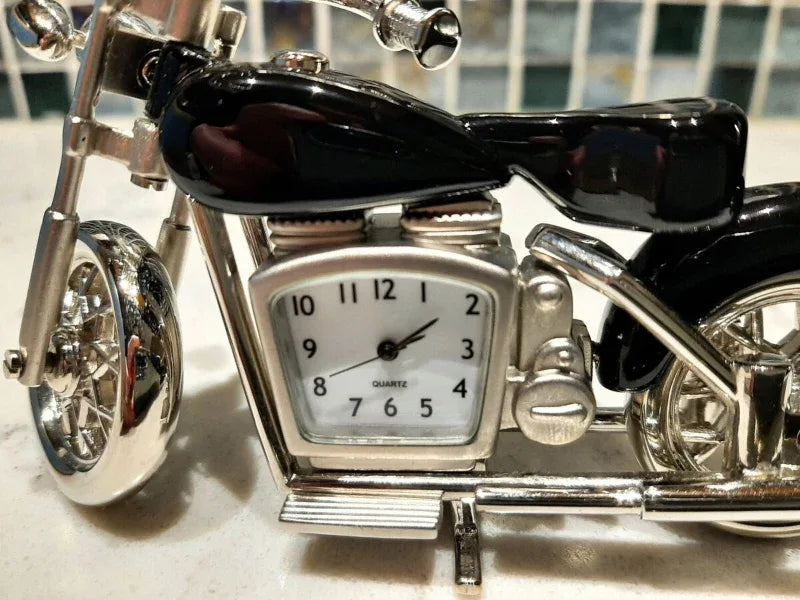 Limited edition antique harley timepiece desk clock - Prozone